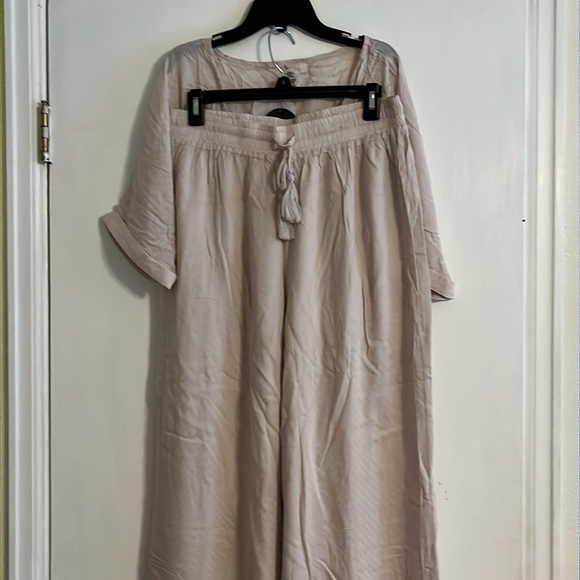 Lulu’s Vacation two-piece jumpsuit - Picture 4 of 7